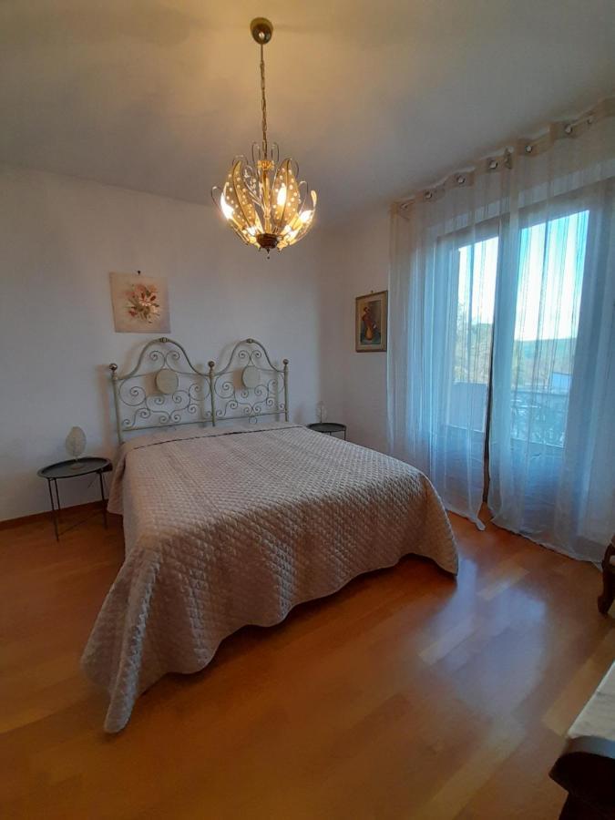 Un Passo Alla Volta Torrenieri Екстер'єр фото
